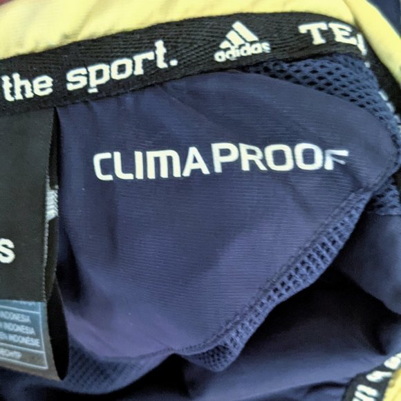 Notre-Dame Fighting Irish Football Pull-Over - Picture 6 of 13